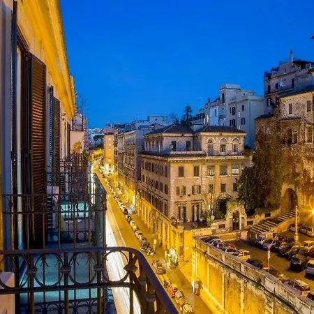 Centro Cavour Guest house 3*