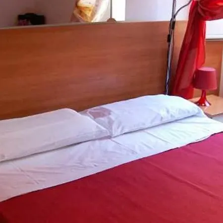 Claudia 3* Rome