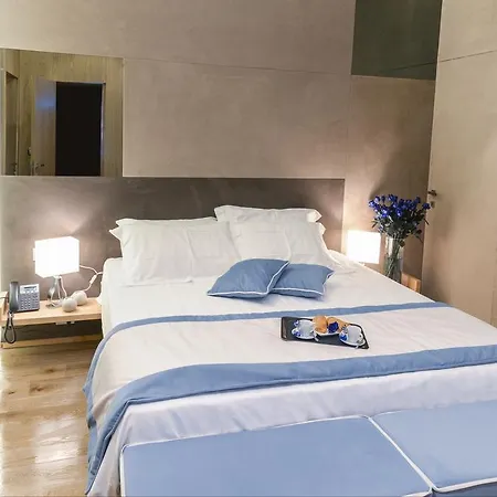 Sun Luxury Pantheon Rome