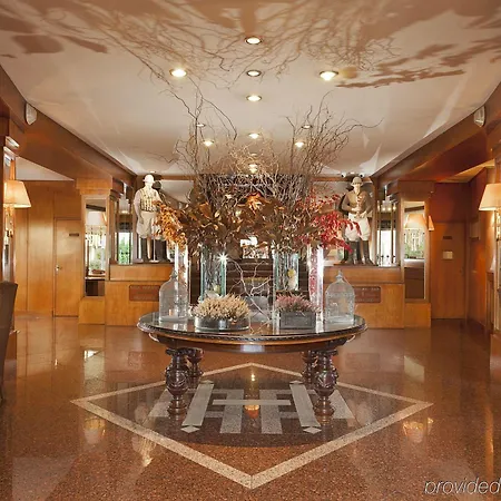 Hotel Polo