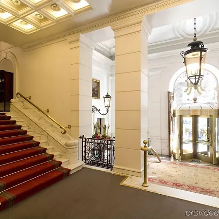 Majestic 5* Rome