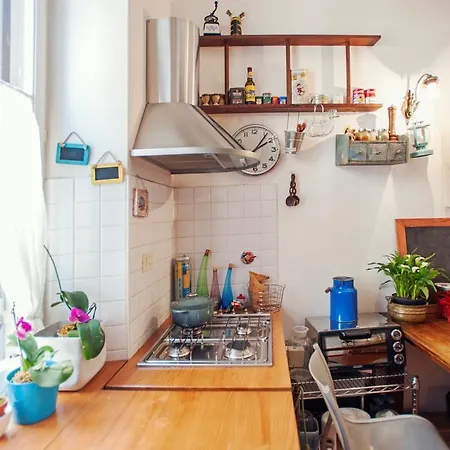 A Secret Corner Apartment *
