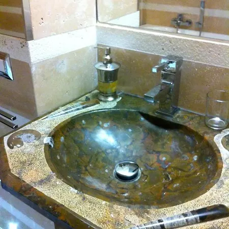 فندق مبيت وإفطار ريزيدنتسا أل كورسو روما