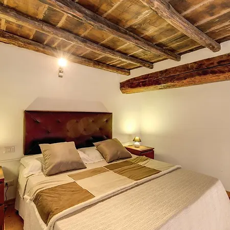Apartment Domus Pantheon Rome