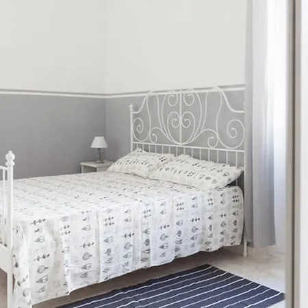 Domus Merulana Bed And Breakfast Rome