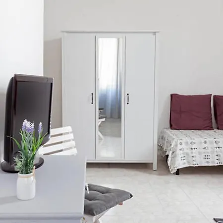 Domus Merulana Bed And Breakfast Bed & Breakfast 3*