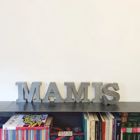 Mami's Monti Apartment