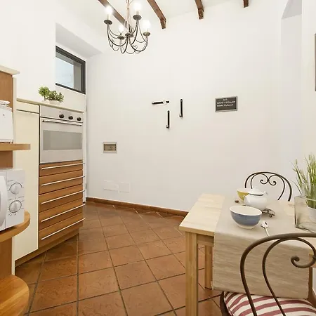Apartment Casa Fiori *