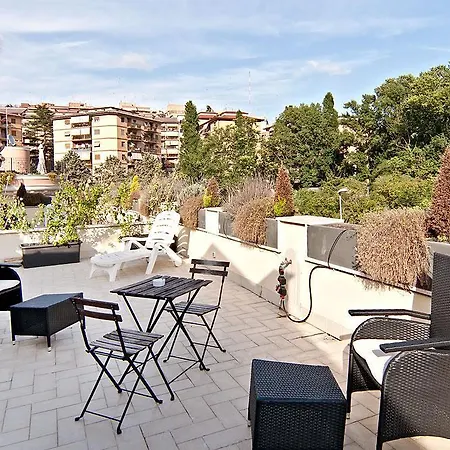 Aurelia Vatican 3*