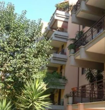 La Casa Arancio * Roma