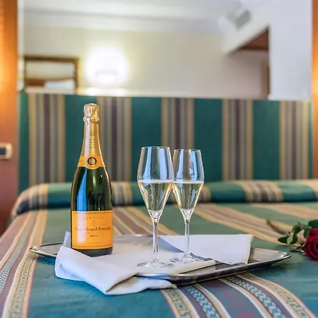 Hotel Raeli Luce 4*