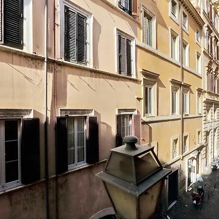 Mariposa * Roma