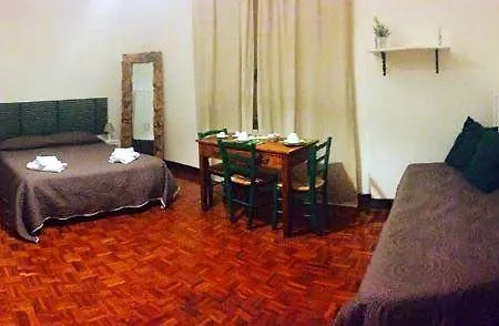 Bed & Breakfast Out Of Time *