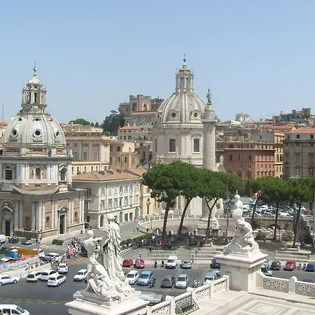 Viale Del Colosseo Bed & Breakfast Roma