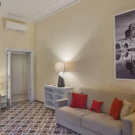 Tritone House Roma