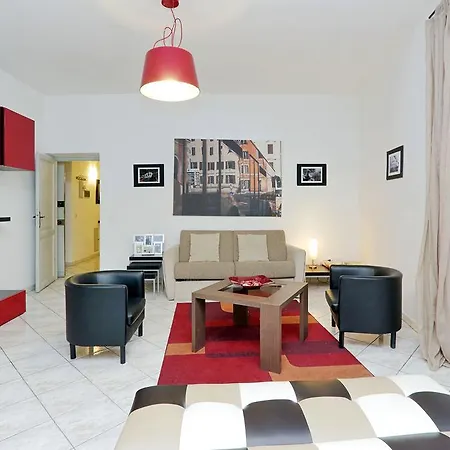 Mok'house * Rome
