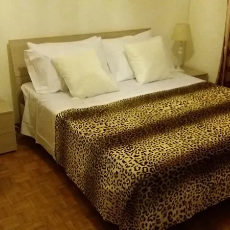 Il Marchese Del Grillo Guest house Rome