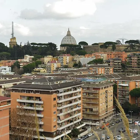 Bed & Breakfast All'ombra Di San Pietro *