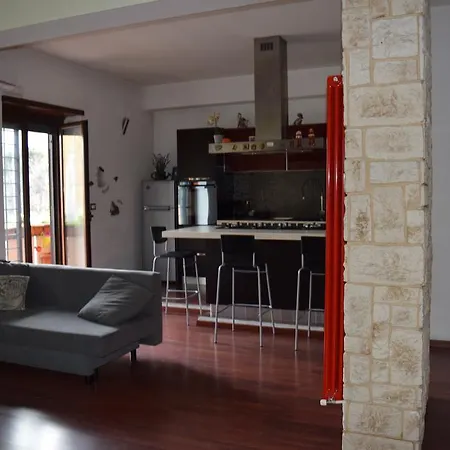 Da Johnny Apartment *