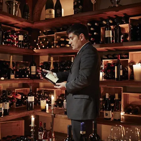 Lord Byron - Small Luxury Of The World 5* Rom