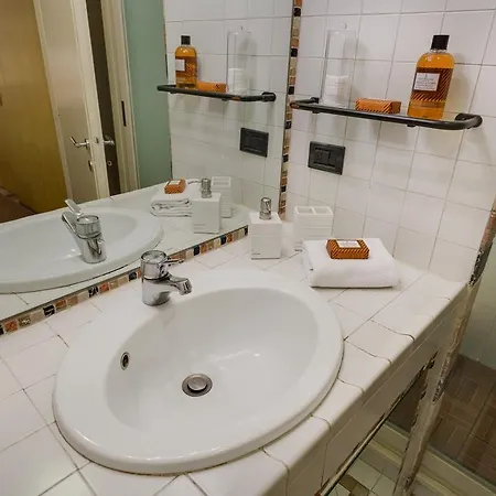 Spanish Steps Gea Apartment *