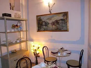 La Maison Dell'orologio 2*
