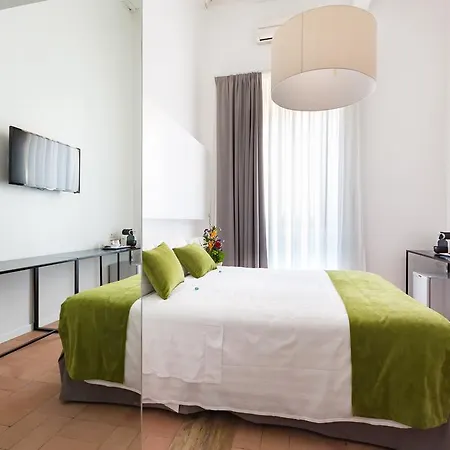 Cancelleria Comfort Rome