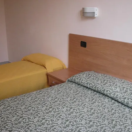 Guest house Friendship Place 2*
