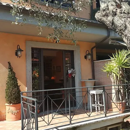 Aurelia Garden Gold Ρώμη