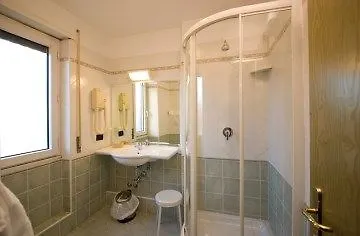 La Pergola מלון 3*