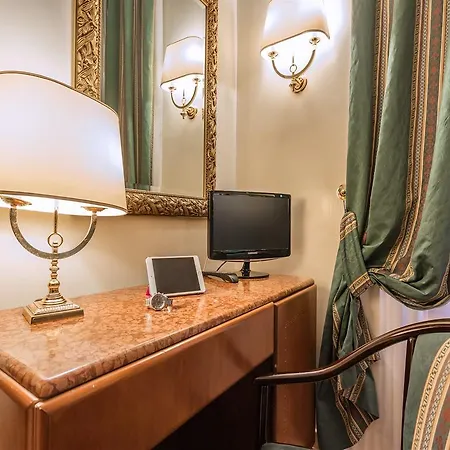 Hotel Raeli Luce 4*