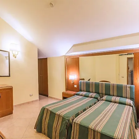 Raeli Floridia Hotel Roma