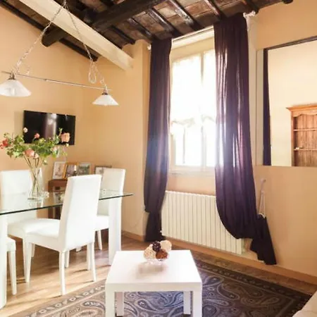 Cortile House Apartment *