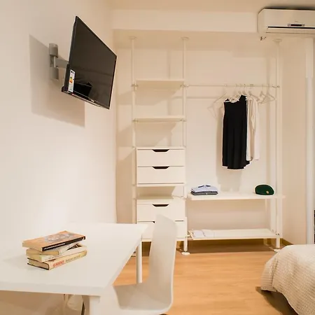 Bed & Breakfast Mirabilia Urbis Rome