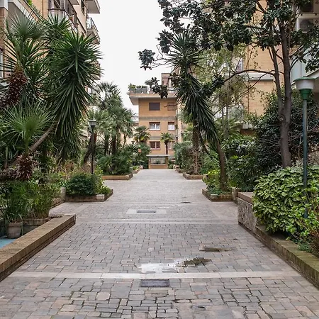 Bed & Breakfast Mirabilia Urbis Rome