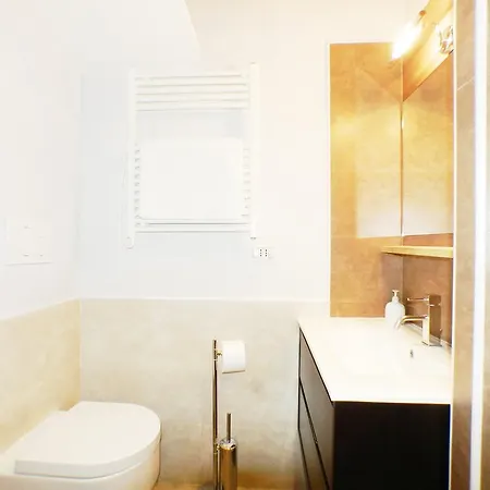 La Casa Della Divina Apartment Rome