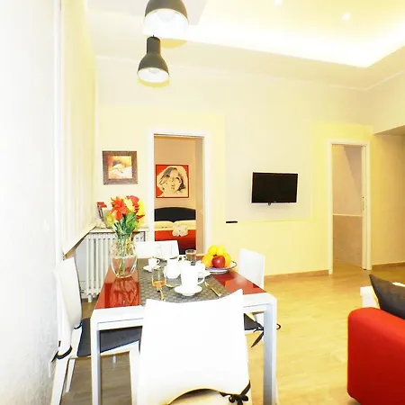 La Casa Della Divina Rome
