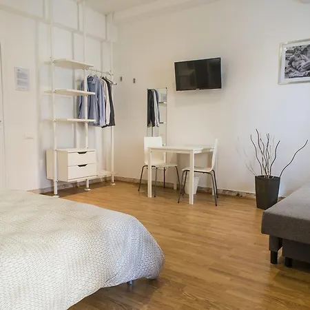 Mirabilia Urbis Bed & Breakfast