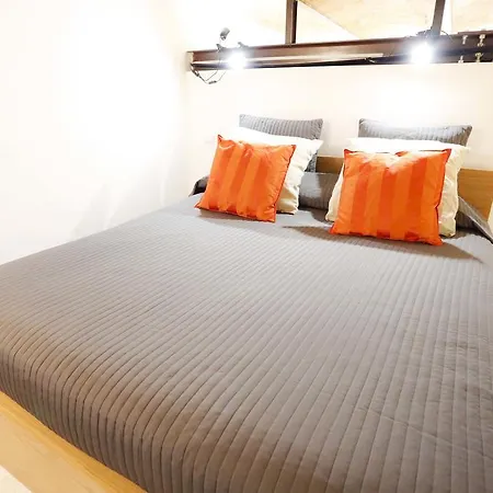 Apartment Opera House Rome