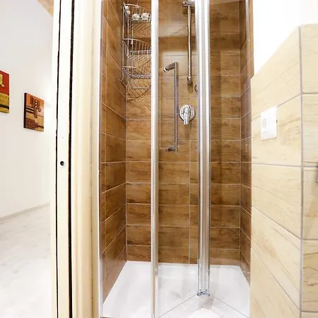 Apartment Opera House Rome