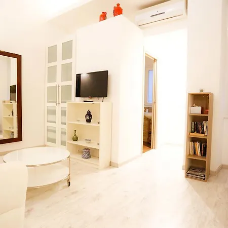 Opera House Apartment Rome