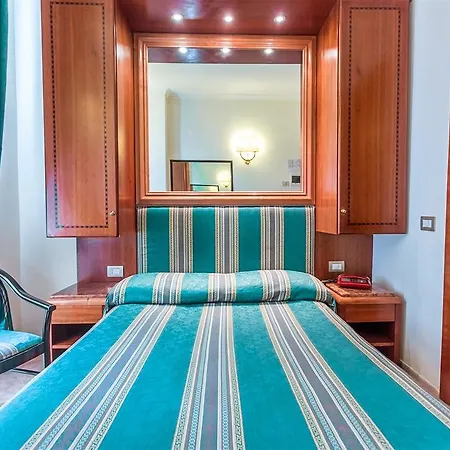 Hotel Raeli Floridia 3*