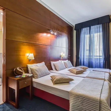 Rovati Bed & Breakfast 3*