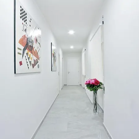 Valery Guest House