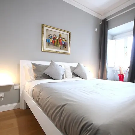Vatican Bed & Breakfast 2*