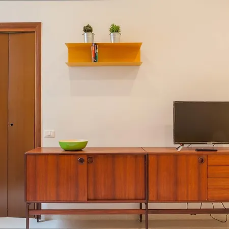 Stella's Vatican House Apartment