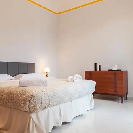 Stella's Vatican House Apartment *