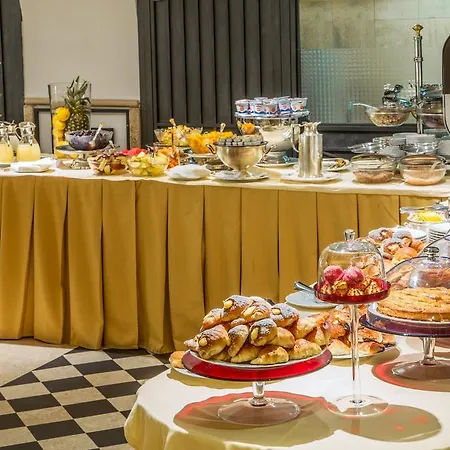 Hotel Savoy 4*