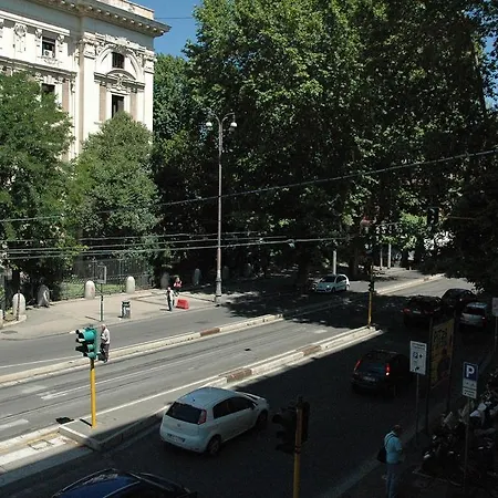 Affittacamere Domus Clara Roma