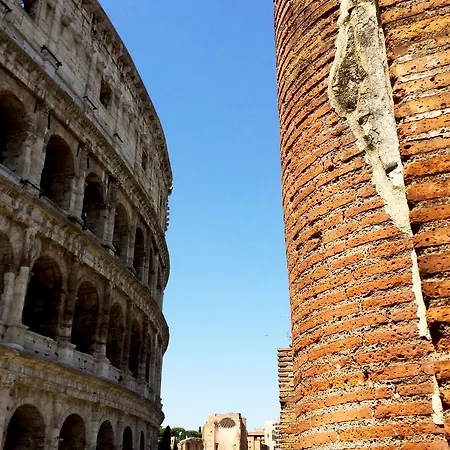 Miclad Colosseum Guest House 3*